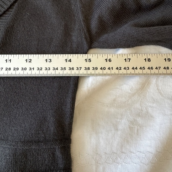 Le Temps des‎ Cerises Long Sleeve Cowl V-Neck Sweater Dress Greenish-Gray Small - Picture 10 of 15